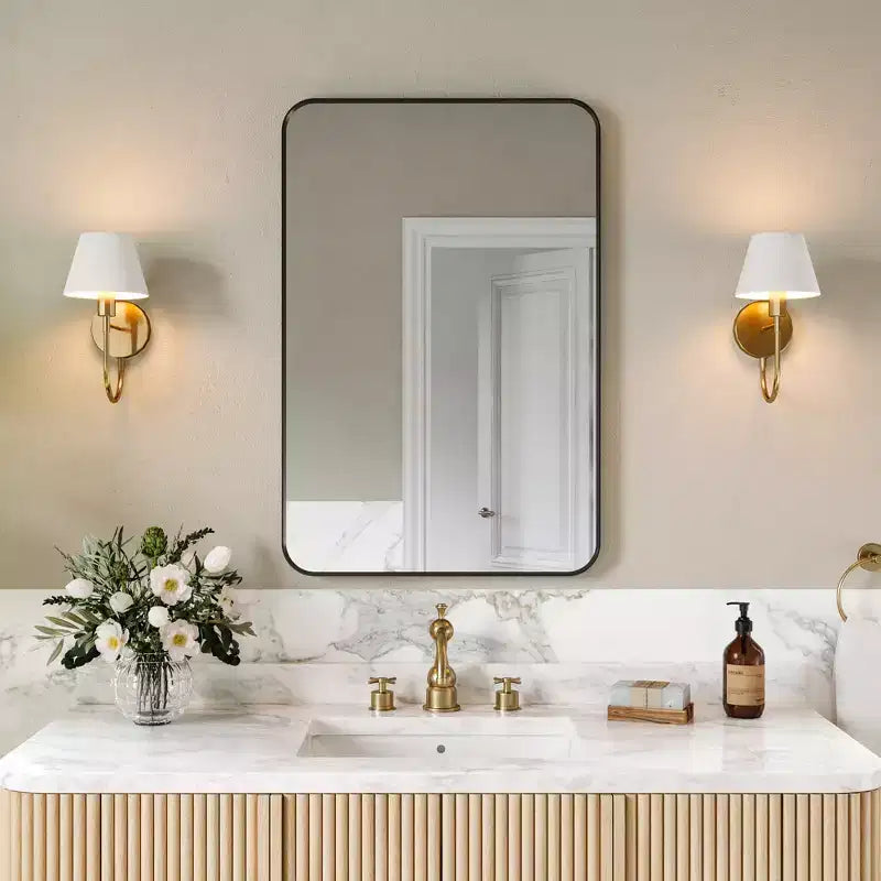 Mat Banyo Aynası, Lavabo Üstü İçin Yuvarlatılmış Dikdörtgen Makyaj Aynası, Duvar Aynası, HD Temperli Cam ve Paslanmaz Alüminyum Çerçeve