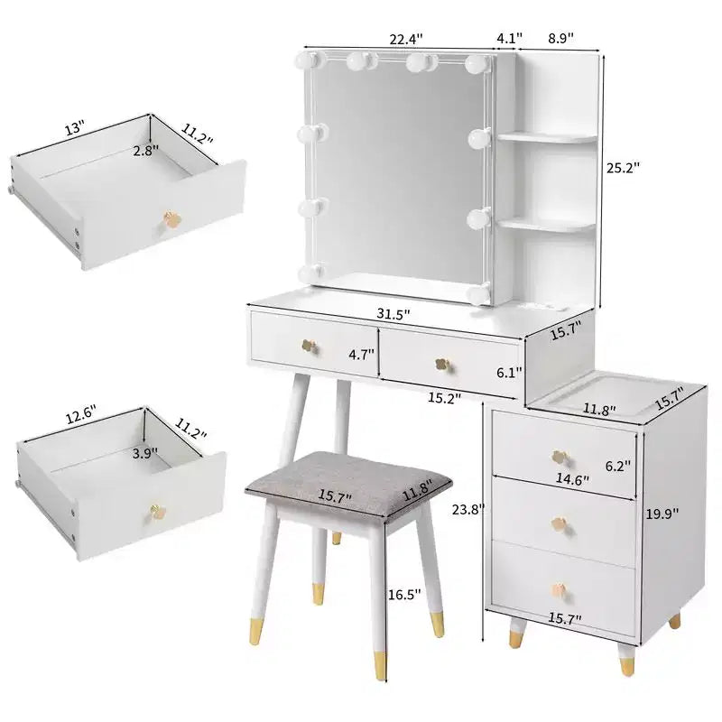 Tavolo da trucco in truciolato rivestito in lino bianco con gambe in legno massello e rifiniture in ottone, pannello LED a tre tonalità