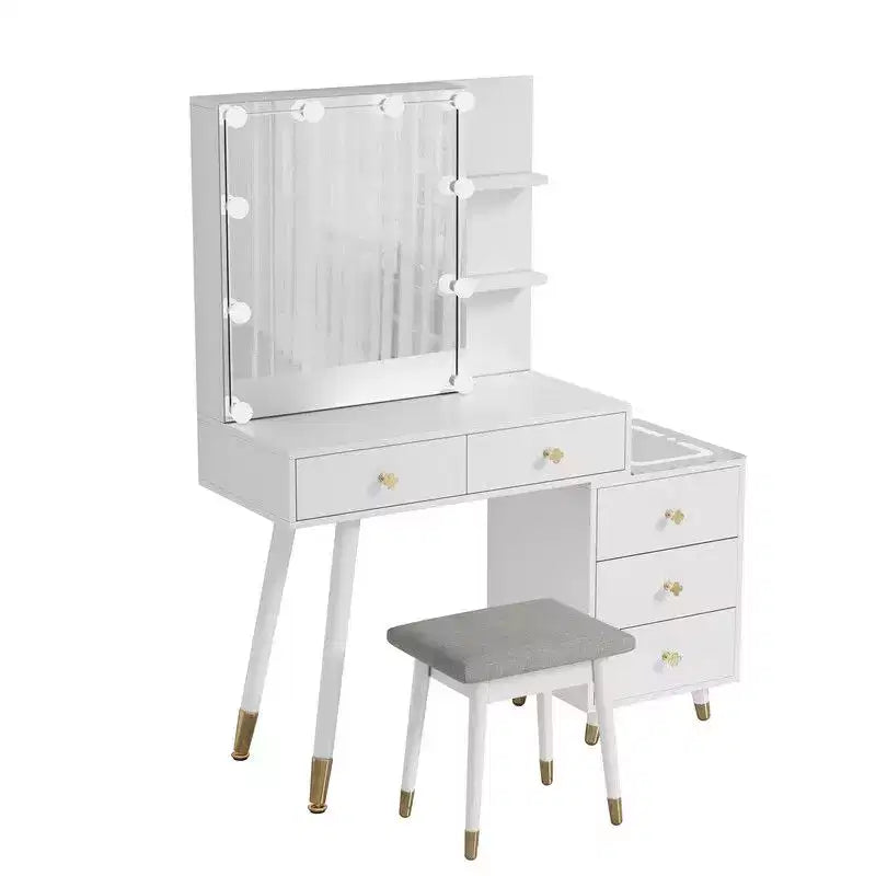 Tavolo da trucco in truciolato rivestito in lino bianco con gambe in legno massello e rifiniture in ottone, pannello LED a tre tonalità