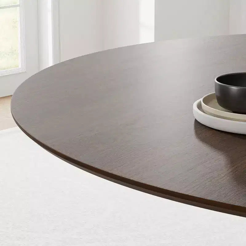 60" ronde eettafel voor 6 personen, gefluteerde kegelvormige voet en houten MDF blad, walnoot